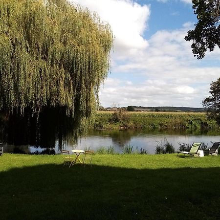 Havre De Paix Au Bords De L'Eure - Divers Hebergements Garennes-sur-Eure Buitenkant foto