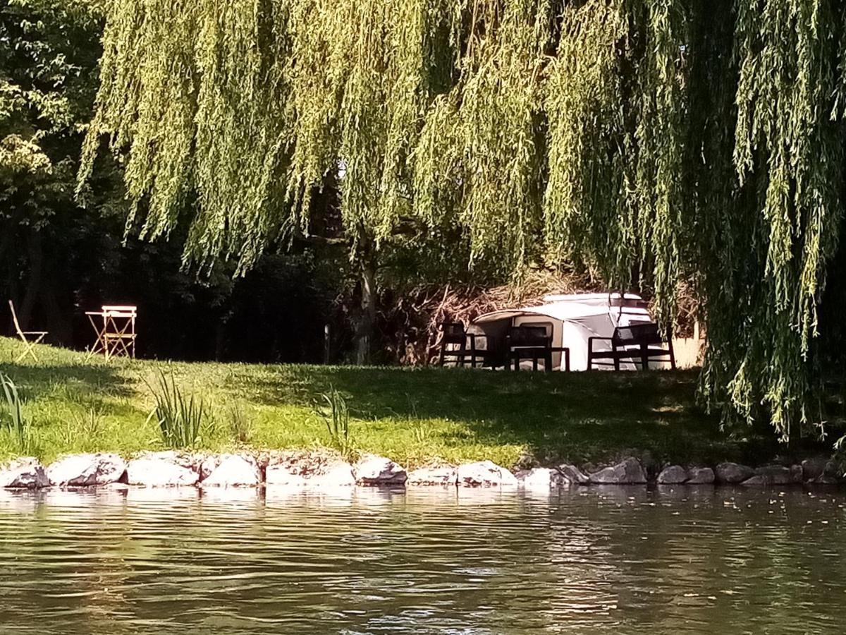 Havre De Paix Au Bords De L'Eure - Divers Hebergements Garennes-sur-Eure Buitenkant foto