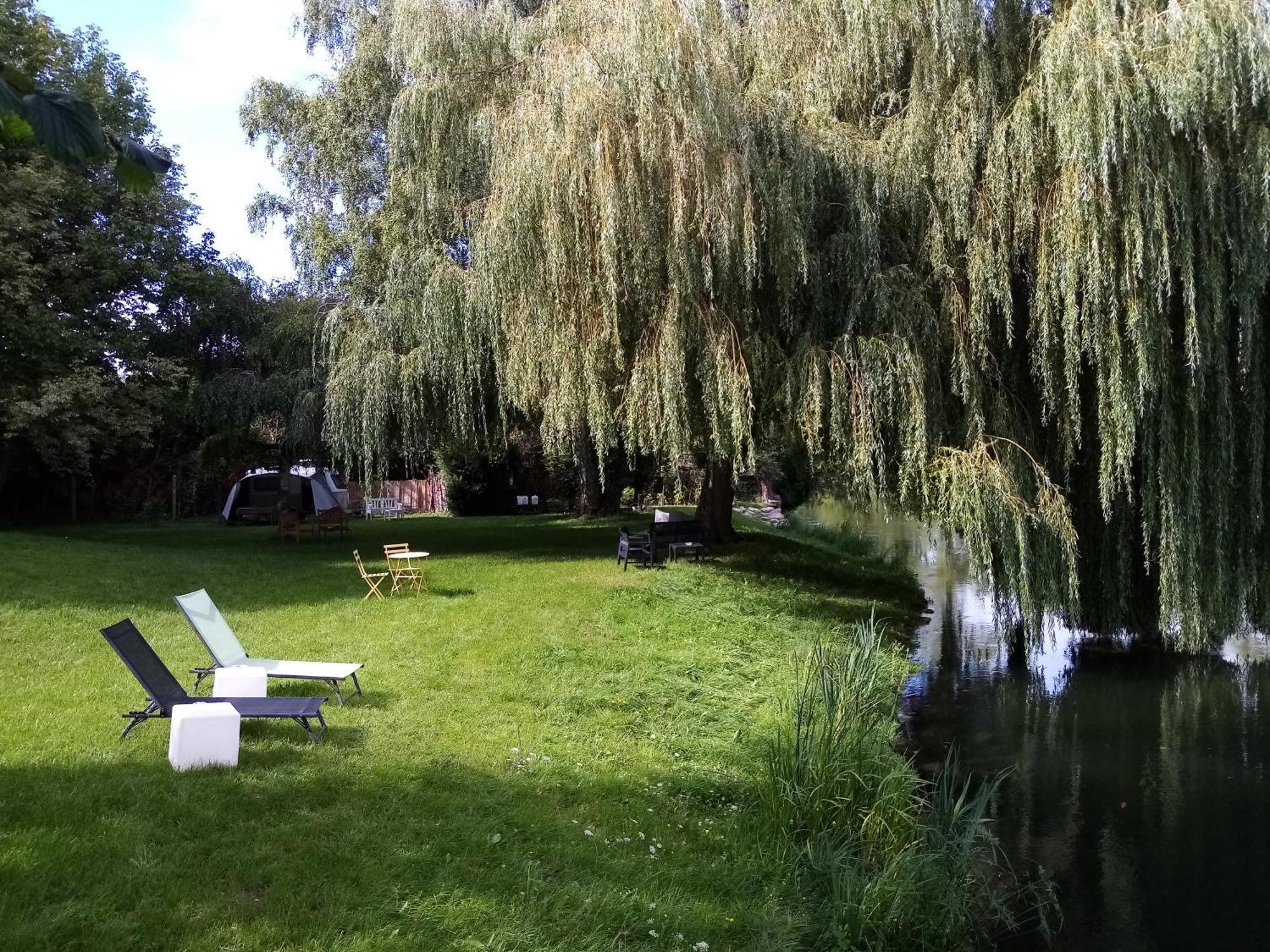 Havre De Paix Au Bords De L'Eure - Divers Hebergements Garennes-sur-Eure Buitenkant foto