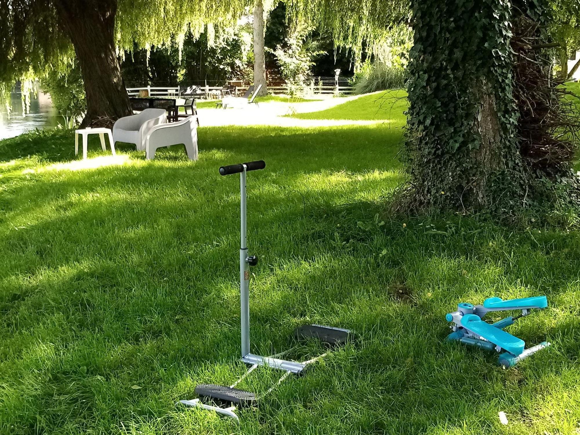 Havre De Paix Au Bords De L'Eure - Divers Hebergements Garennes-sur-Eure Buitenkant foto