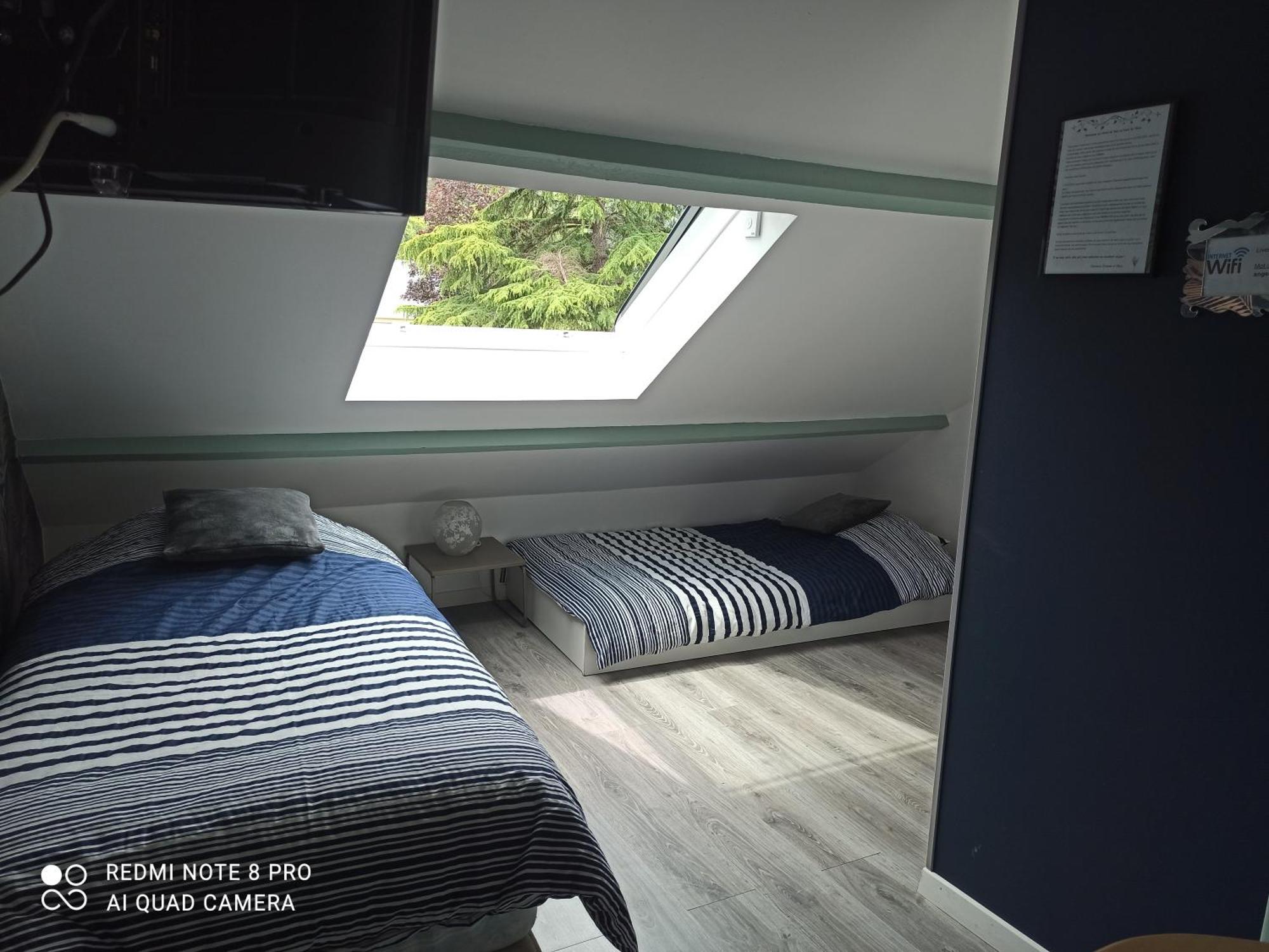 Havre De Paix Au Bords De L'Eure - Divers Hebergements Garennes-sur-Eure Kamer foto